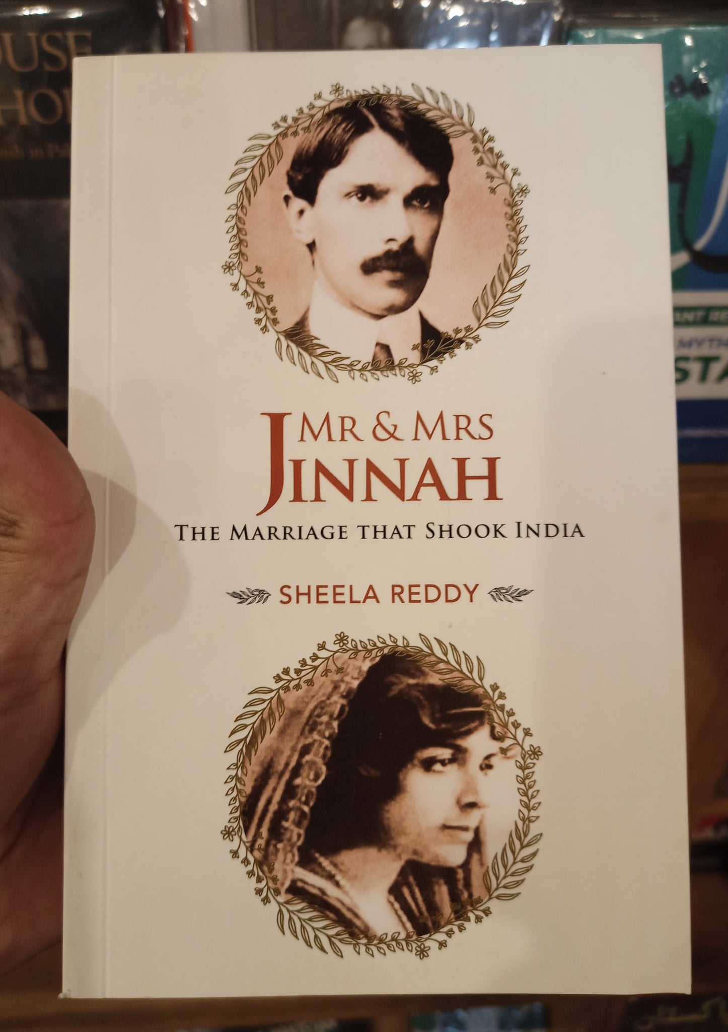 Mr & Mrs Jinnah By Sheela Reddy – MOB10656
